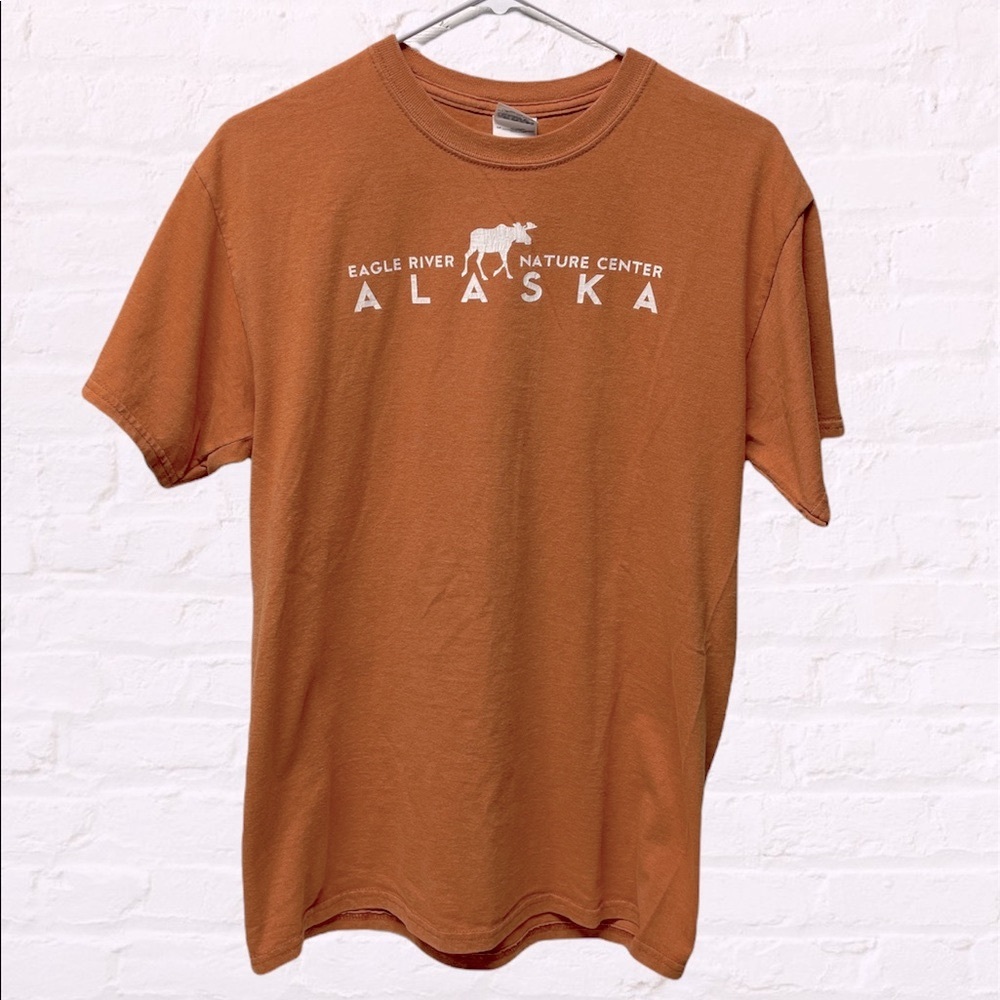 Alaska Eagle river nature center graphic shirt rust orange medium
